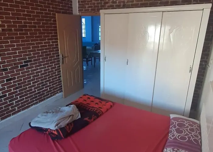 Eslam Apartments